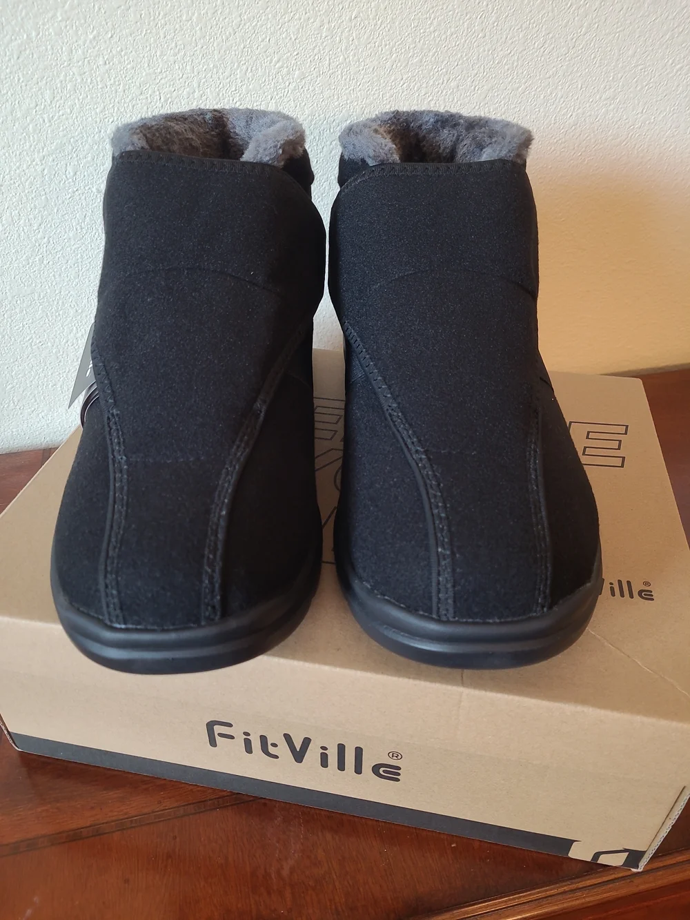 NWB FitVille Men’s Easytop Diabetic Black Cozy Slip-On Winter Boots